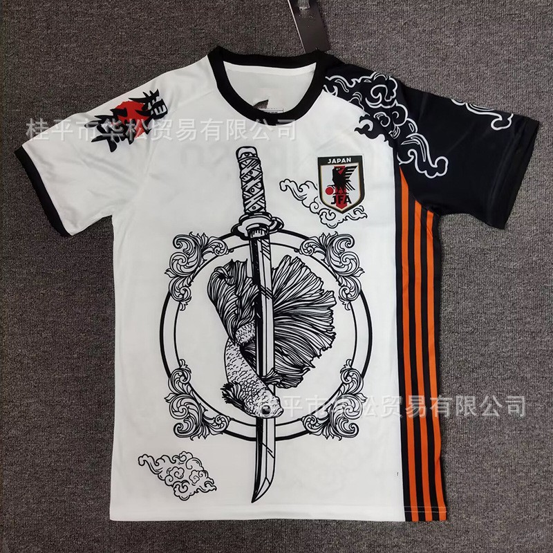 2025 New Japanese Team Anime Football Jersey Men's Short-Sleeved Breathable Training and Competition Jersey Fan Wear Printed Version
