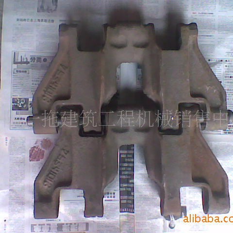 供应一拖东方红802推土机配件履带板驱动轮supply YTO bulldozer