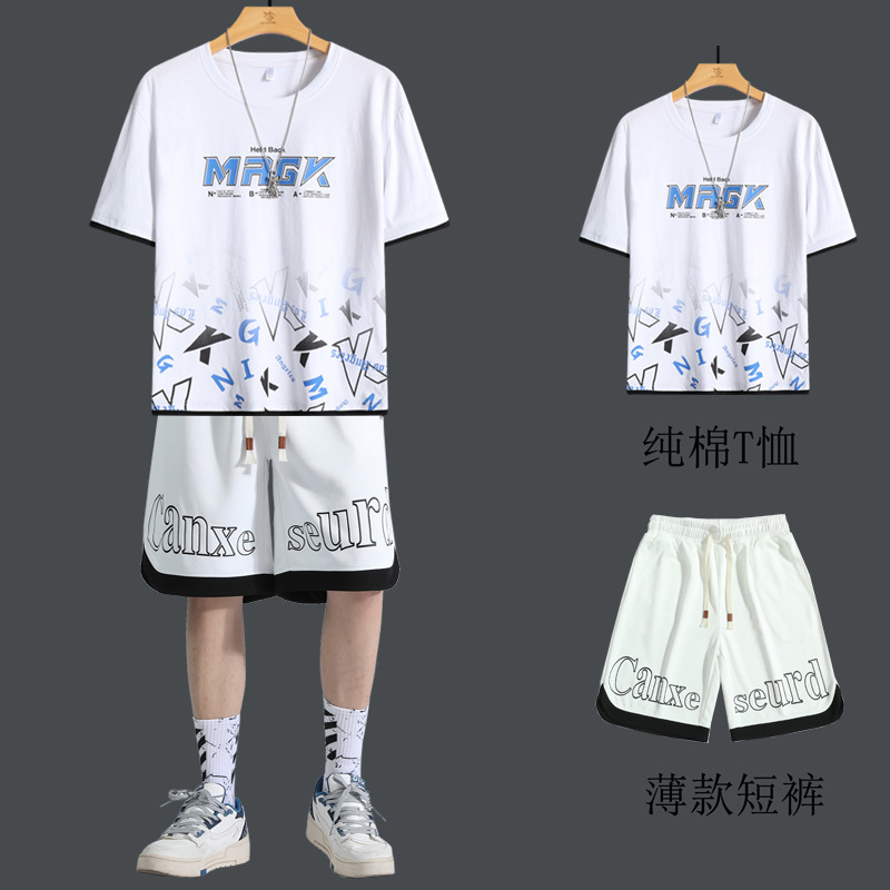 Una pieza de traje de camiseta de manga corta de algodón de verano, pantalones cortos de manga corta de tendencia juvenil para hombres, traje deportivo a juego