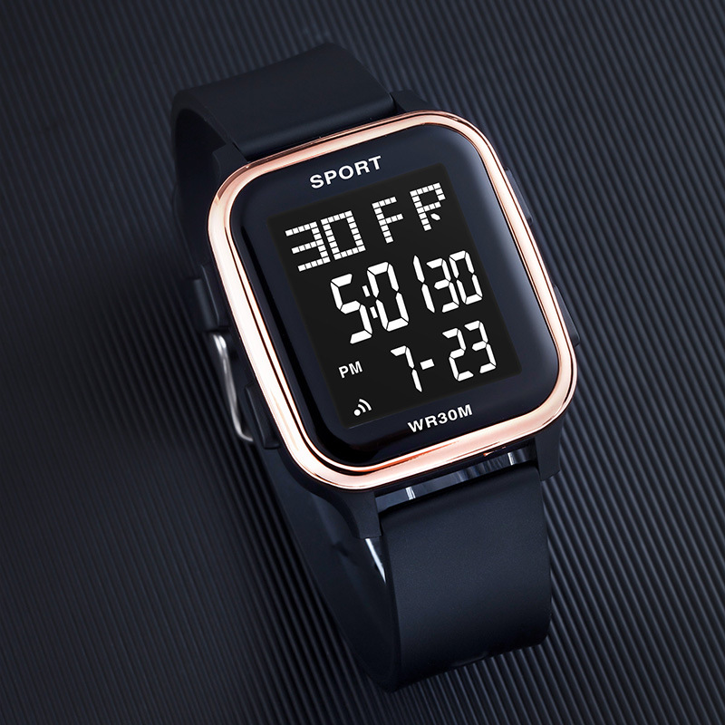 Nuevo estudiante al aire libre cronógrafo electrónico reloj de alarma multifuncional para hombres reloj electrónico de luz nocturna mayorista en stock