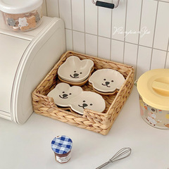 新しいタイプの食器の調味料の皿のかわいい漫画の陶磁器の熊の皿の不規則なアイデアの家庭用の材料は骨の皿の卸売りを吐きます。