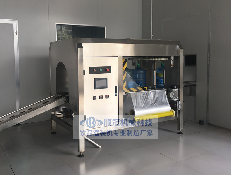 桶装水生产设备 大桶矿泉水套袋机