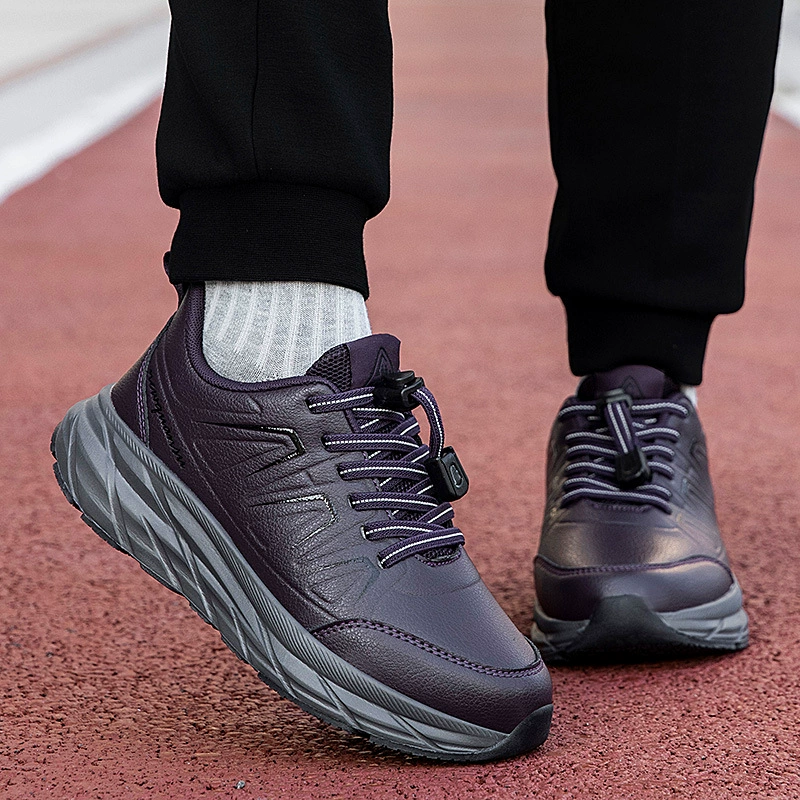 Обувь для пожилых людей, осенняя новая кожаная непромокаемая женская обувь, повседневная спортивная обувь, удобная прогулочная обувь на нескользящей мягкой подошве для людей среднего и пожилого возраста