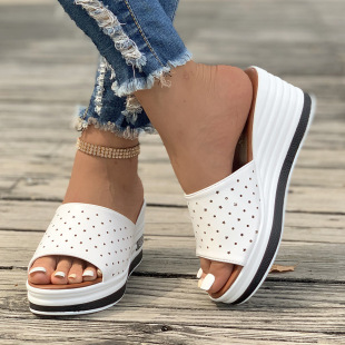 Summer new European and American fashion peep toe wedge fashion casual foreign trade plus size women's one-line sandals for women