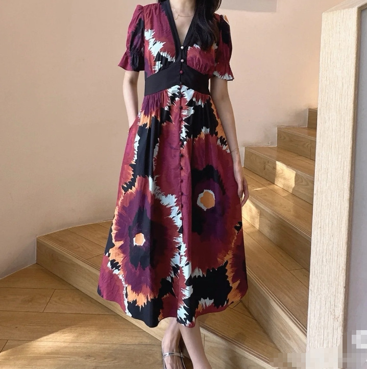 Dvf25 New Autum Style Retro Elegant Rose Printed Short-Sleeved V Neck Dress