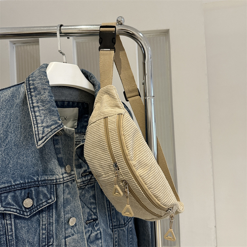 Bolso de velcro de cordillera para mujeres 2024 otoño nuevo bolso de pecho simple de gran capacidad de hombro casual bolso de cintura