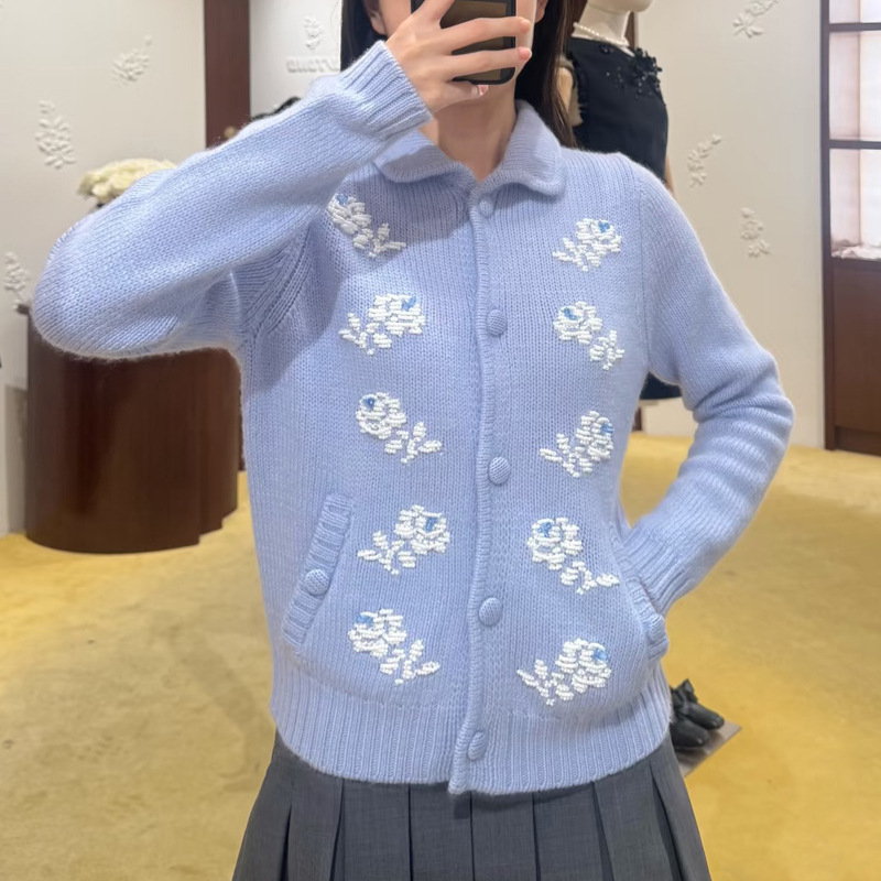 【大促福利】粗棒加厚毛衣十字绣串珠花朵单排扣针织开衫 25761