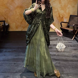 连衣裙;时尚休闲套装;休闲裤