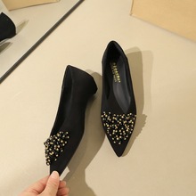 2132-H90 Korean version fashionable low heeled women's shoes with a design sense of small flower pointed shallow mouth, easy to step on, single shoe for women