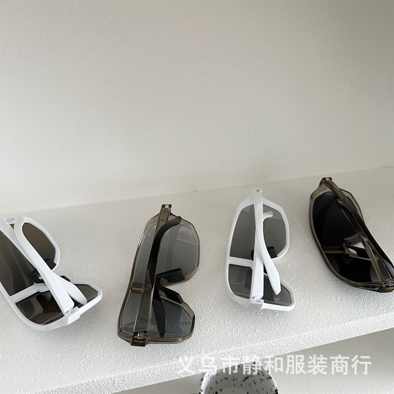 夏の新しいスタイルの拡大フレーム屋外サイクリング防風サングラス、男性と女性用、ファッショナブルでシンプルな顔見せ小型登山ゴーグル|undefined