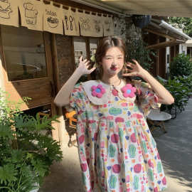 夏季2026新款甜美风设计感小众个性宽松碎花娃娃领泡泡袖连衣裙子