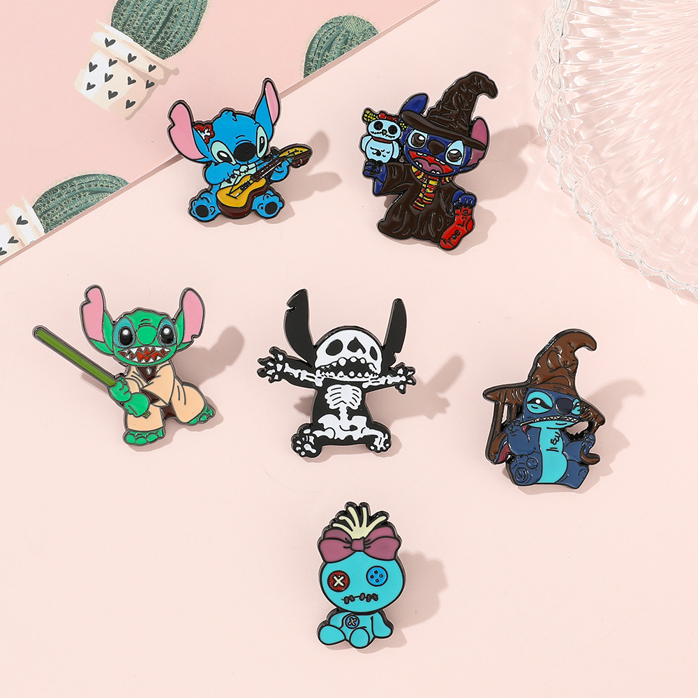 Hot Selling hundred star baby stitch creative metal badge cartoon little gold Yoda all-match brooch