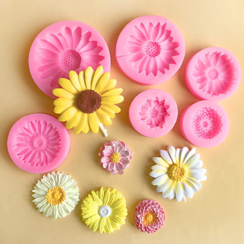 Silicone mold with sunflower extract solar-powered