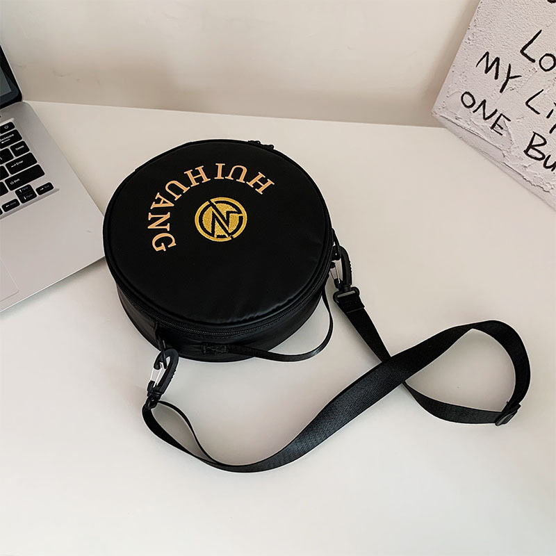 Women's Medium Canvas Letter Streetwear Round Zipper Crossbody Bag display picture 17