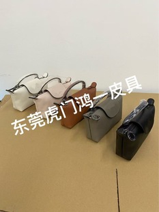 ��ʽ�¿�̱�����С��Ƥ��Ӱ��ٴ�r�Іμ�б�����ð�mini�֙C��