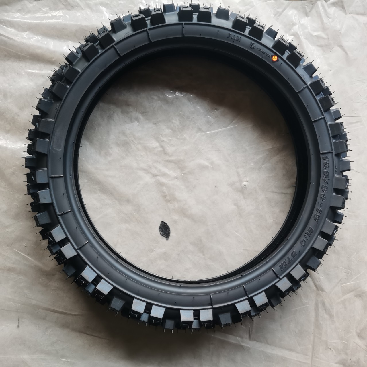 Factory Direct Delivery Off-Road Motorcycle Tire 100/90-19 Mountain Tread Deepened Outer Tire