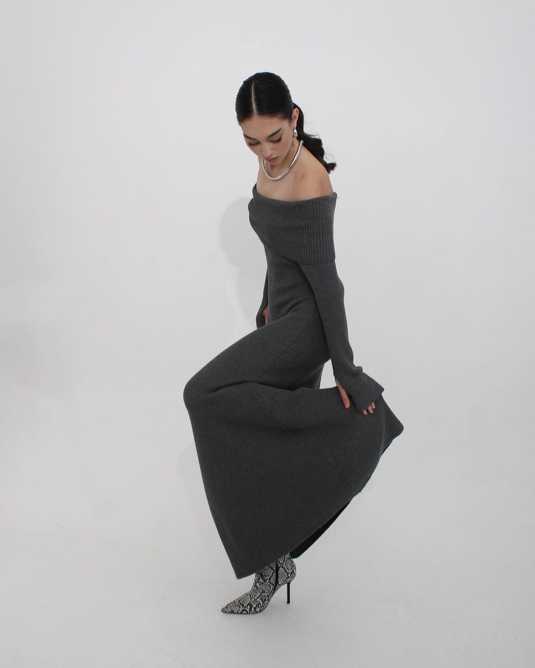 Autumn Winter Women Clothing Elegant off Shoulder Dress Solid Color Formal Dress Length Dress