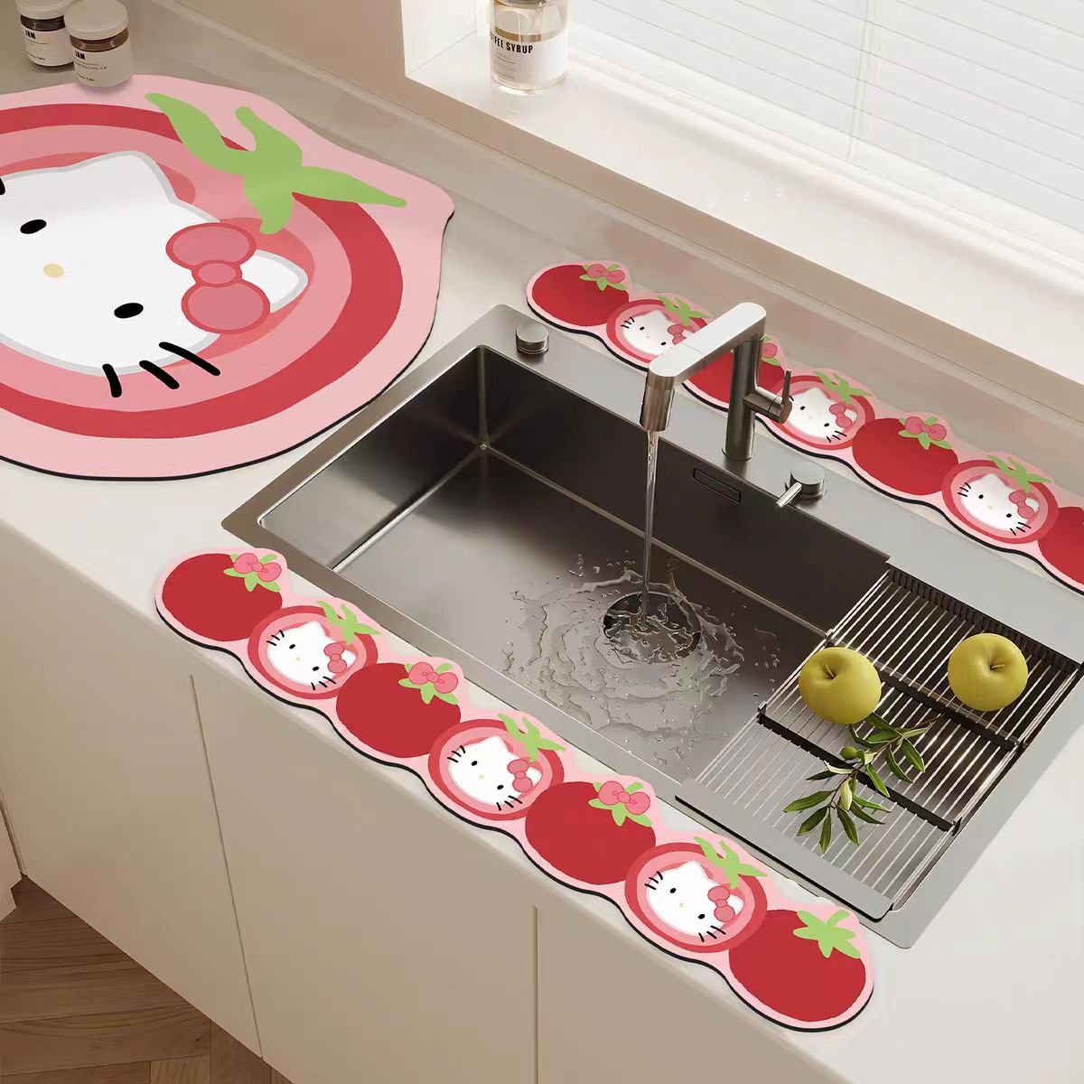 卡通kitty厨房台面吸水沥水垫洗手台水龙头防溅挡水条耐脏易打理