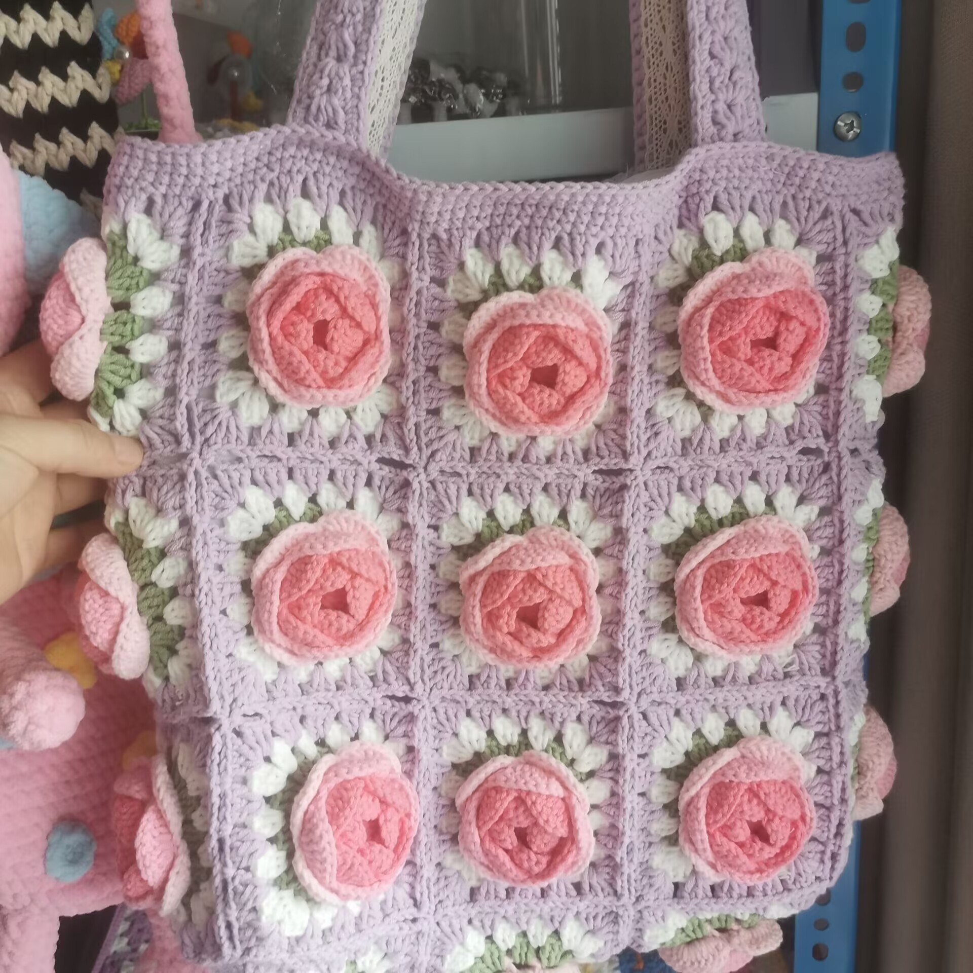 Estilo elegante y digno, ropa de gancho, bolsos de fresa, bolsos de teléfono móvil para la familia y las vacaciones. image 33
