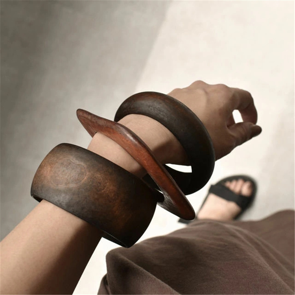 Commute Solid Color Wood Wholesale Bangle display picture 4
