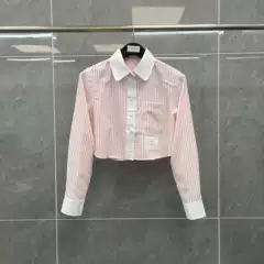 Factory direct sales trend TB autumn new item pink vertical stripe contrasting butterfly collar white-collar exposed navel long sleeved shirt for women