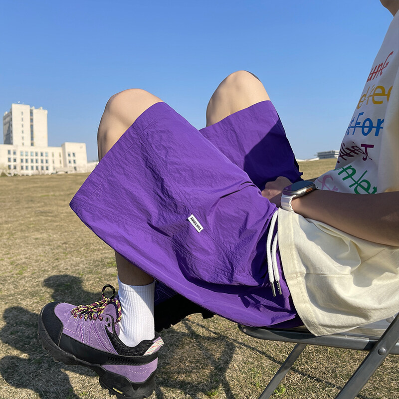 보라