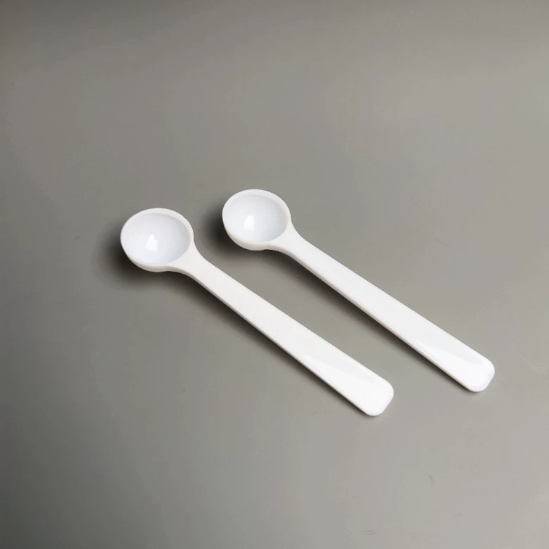 Прямые продажи с фабрики, 1 г, 2 мл, новый материал, пластиковая мерная ложка, ложка для порошка, пластиковая маленькая ложка, количественная ложка, оптом