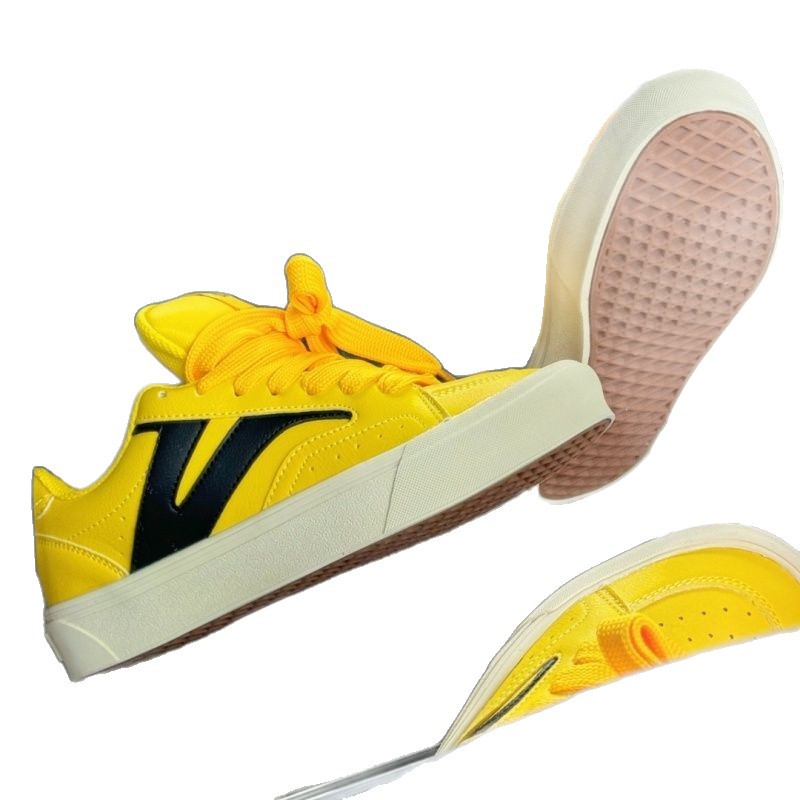 2025 nuevo estilo estudiante casual nicho moda tendencia zapatos de skate mujeres versión coreana ins street shooting zapatos deportivos de todo fósforo otoño