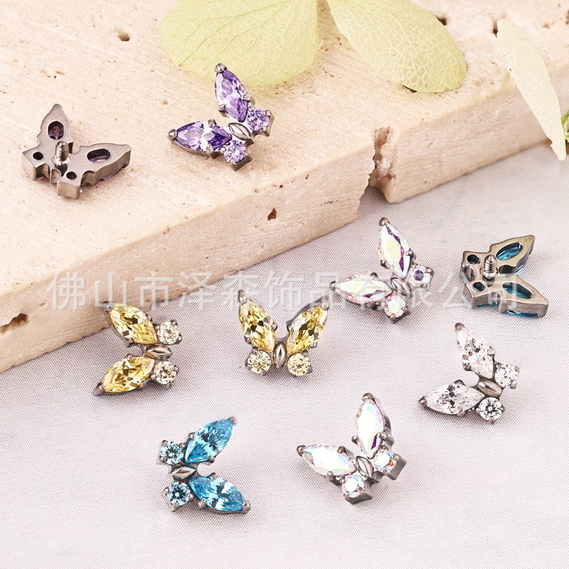 Silver pointed spike labret stud material detail