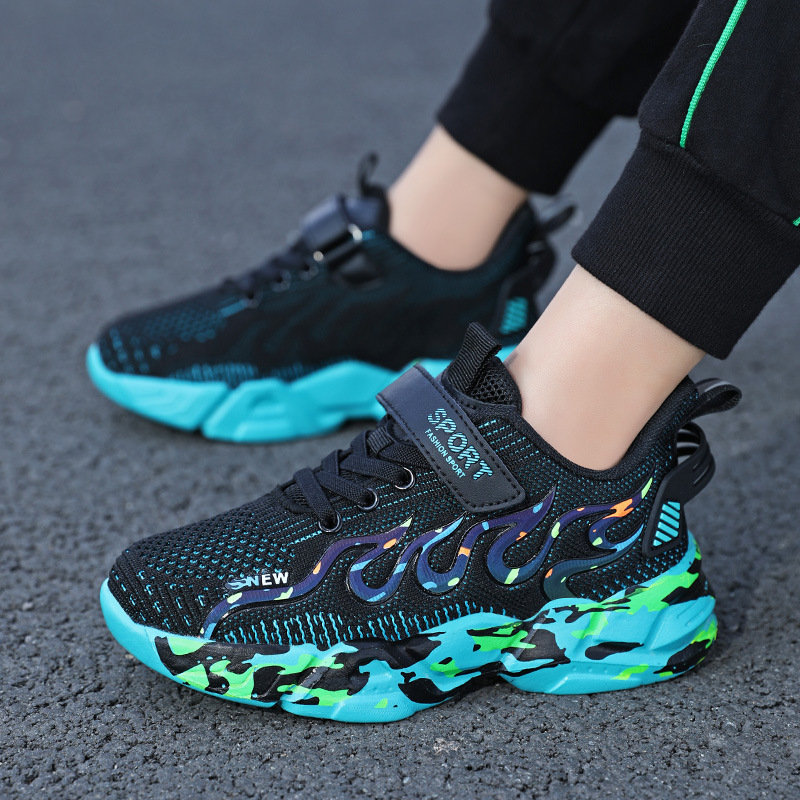 2024 verano nuevo niño de mediano tamaño niño zapatos deportivos zapatos de correr malla transpirable antideslizante zapatos de correr al por mayor