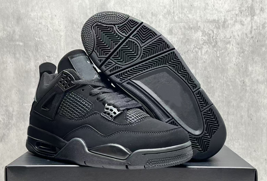 aj4 리치 검은 고양이