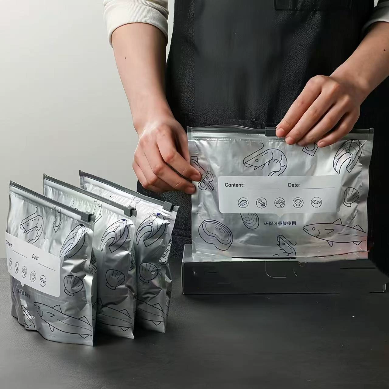 Milk storage container for home use, waterproof sealed bag