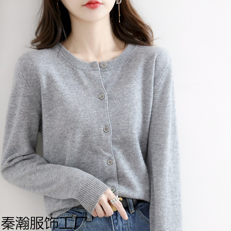 Clearance 100 Solid Color Wool Cardigan Women's Round Neck Cashmere Sweater Knitted Base Shirt Jacket Navy Blue Clearance 100 Solid Color Wool Cardigan Women's Round Neck Cashmere Sweater Knitted Base Shirt Jacket Navy Blue