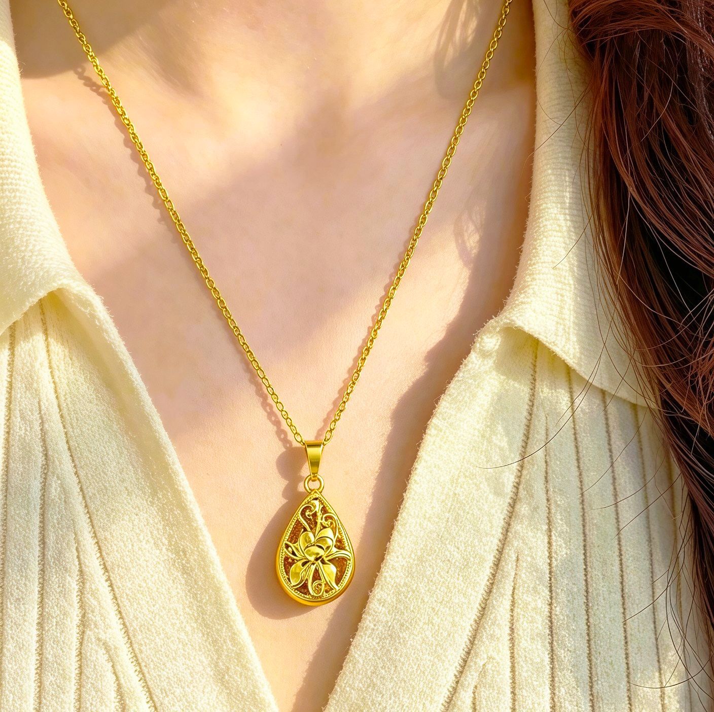 Hollow Water Drop Gardenia Lotus Rose Pendant Light Luxury High-end Necklace New Chinese Style Versatile Water Drop Coin Necklace