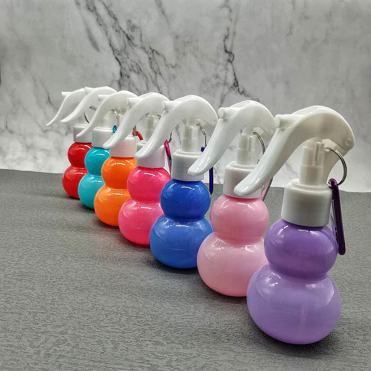 厂家热销100ml多色塑料葫芦瓶  洗手液小老鼠喷雾挂钩瓶 酒精喷雾