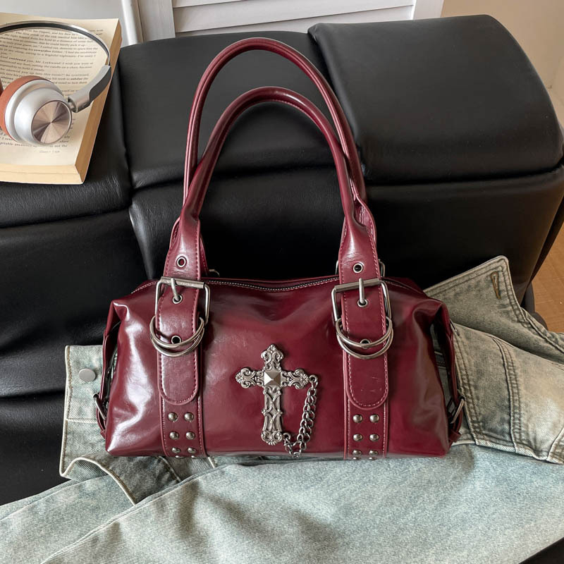 Cross-border retro 2026 autumn new metal American-style soft leather Boston handbag, underarm PU leather women's shoulder bag Cross-border retro 2026 autumn new metal American-style soft leather Boston handbag, underarm PU leather women's shoulder bag