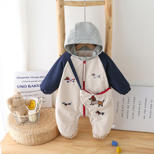 冬天男宝宝帅气韩版卡通冲锋衣连体衣婴幼儿冬装加绒防风连帽爬服