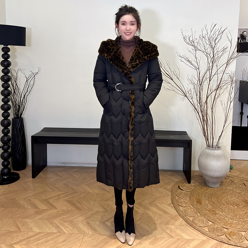 La moda coreana transfronteriza engrosada y delgada ropa de algodón encapuchada caliente otoño y invierno mujer delgada tamaño grande con chaqueta L - 7XL image 4