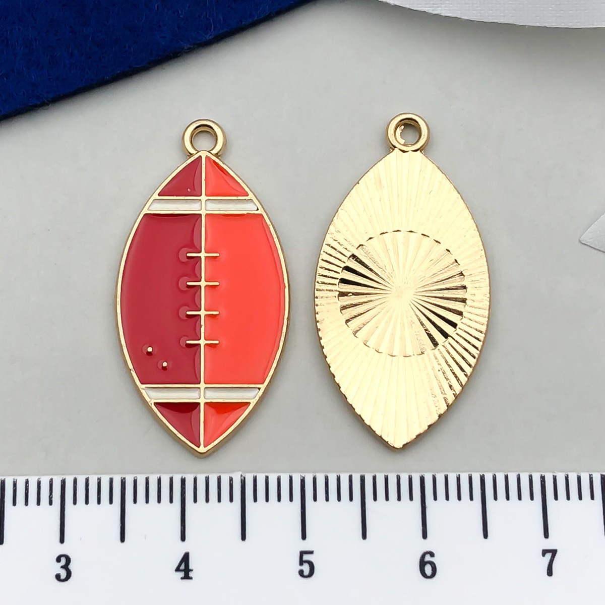 Brown, two-color, 30x, 15mm