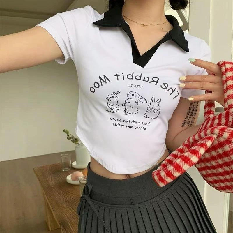 Новая летняя футболка с короткими рукавами в стиле ретро, ​​дизайнерские нишевые трикотажные топы для похудения для женщин