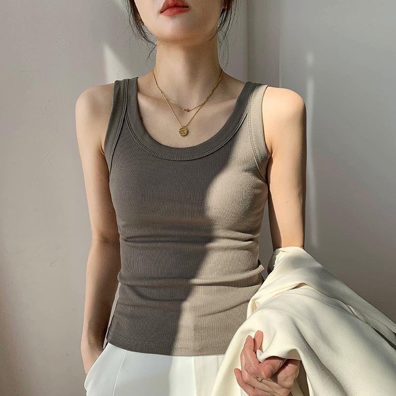 European thread sports vest for women Summer Slim fit slimming inner base design sense niche top outer wear ins fashion European thread sports vest for women Summer Slim fit slimming inner base design sense niche top outer wear ins fashion