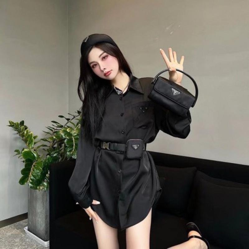 26 New Early Spring Style Acetate Shirts with Waist Bag, Loose Mid-Length Long-Sleeve Shirts for Women, in Stock 26 New Early Spring Style Acetate Shirts with Waist Bag, Loose Mid-Length Long-Sleeve Shirts for Women, in Stock