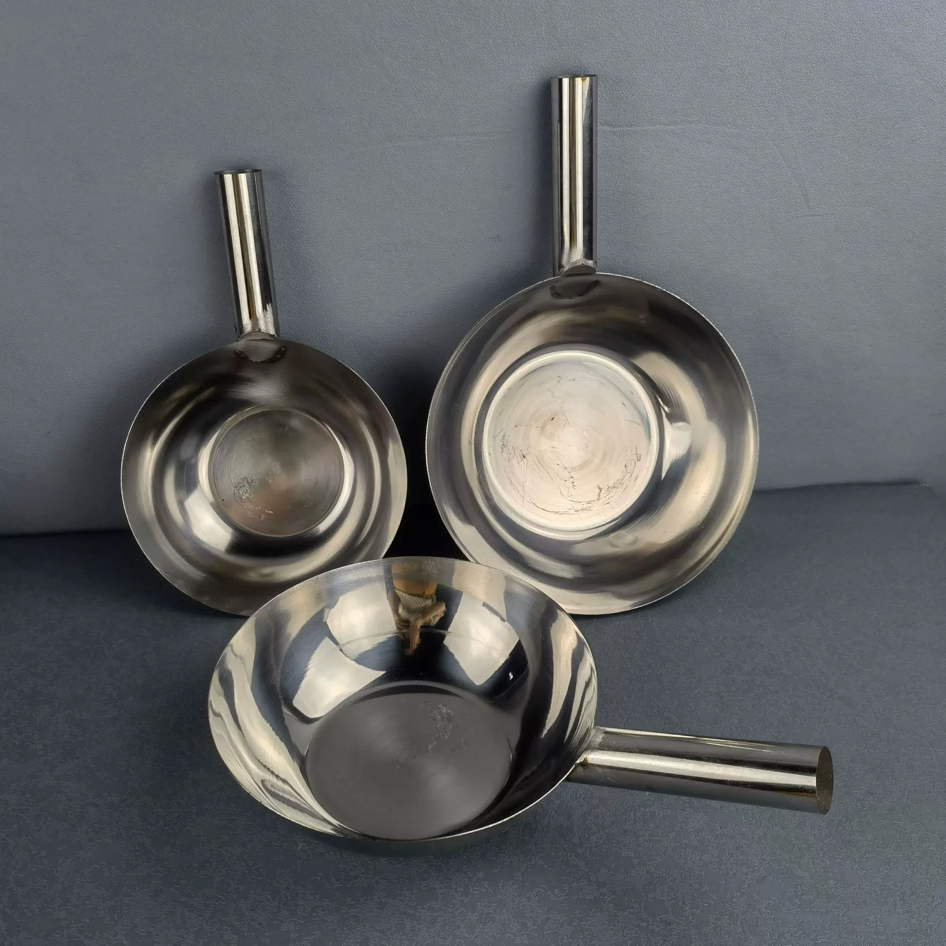 20-23公分平底圆水勺无磁 不锈钢水瓢加厚水漂短柄圆柄加长水勺