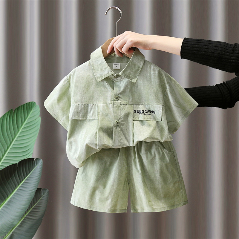 7144 Traje de verano para niños Camisa de manga corta y pantalones cortos para niños de moda 2025 Nuevo estilo estilo occidental bebé delgado verano