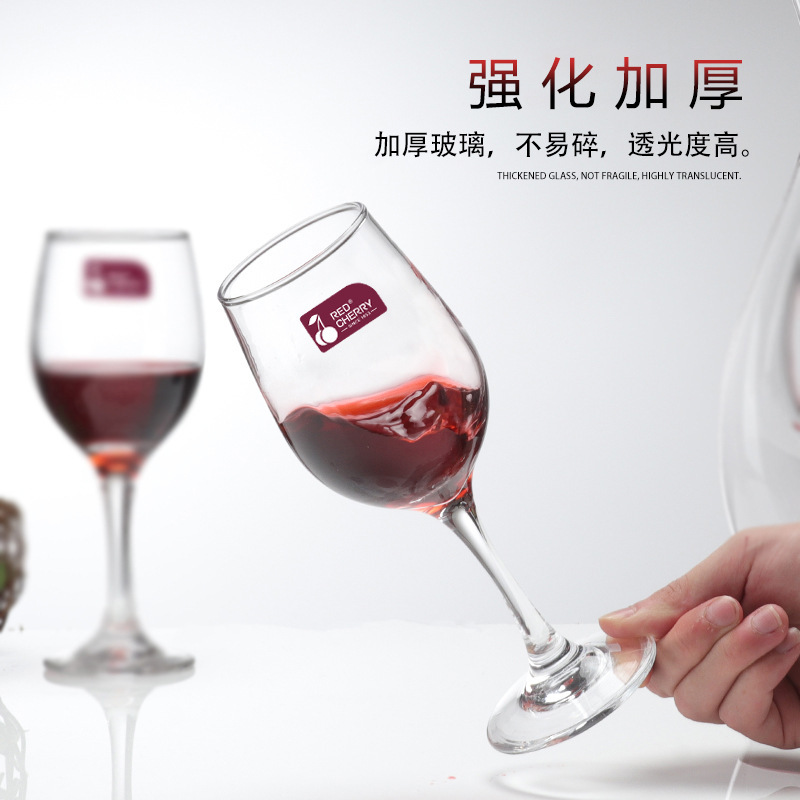Taza de vino de vidrio al por mayor, una fábrica de formación integral, taza de cristal de vino de lujo ligera, taza de pie alto
