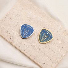 ���Զ��ƽ�ɫ���P䓶��Ƶ��ͻ��º��s���b��e�������l����ɫ