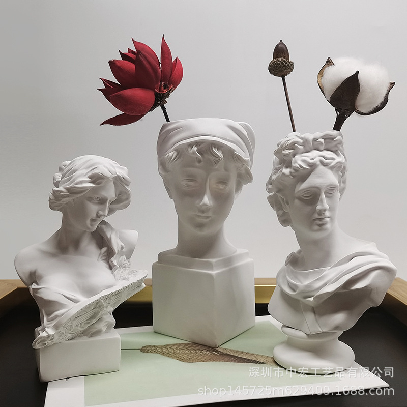 Nordic ins estilo retro guqin de las mujeres titular la pluma florero decoración hidropónica Apollo cepillo de maquillaje Cubo de almacenamiento de fotos de celebridades de Internet