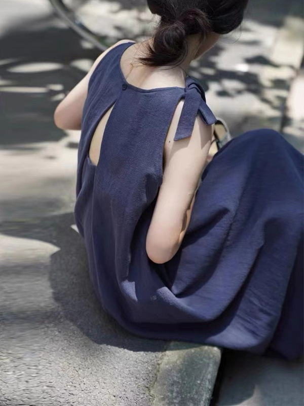 Japanese-Style Straight Sleeveless Cotton and Linen Suspender Dress for Women, Summer Design, Backless Elegant Linen Beach Long Dress