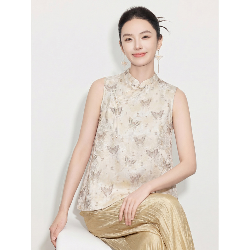 【Zhihetang】New Chinese-Style Butterfly Jacquard Set for Women: Stand-Collar Sleeveless Top + Flowing Wide-Leg Pants Two-Piece Set 【Zhihetang】New Chinese-Style Butterfly Jacquard Set for Women: Stand-Collar Sleeveless Top + Flowing Wide-Leg Pants Two-Piece Set