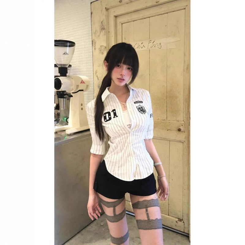 [Factory Ready Stock] Retro Black and White Stripesd Long-Sleeved Football Uniform Short Shirt Women's Summer Waist-Cinching Top